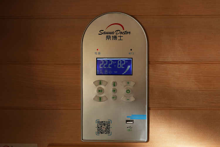 User Manual para sa Sauna Room Music Player (USB/Bluetooth Version) User Manual para sa Sauna Room Music Player (USB/Bluetooth Version)